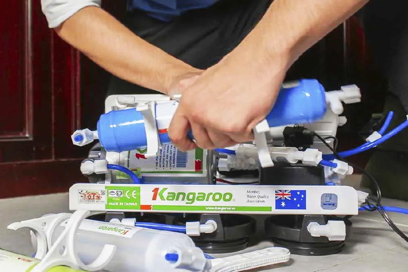Vệ sinh máy lọc nước Kangaroo